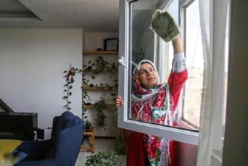 وقتی خانه داری وظیفه زنان خانه دار می شود