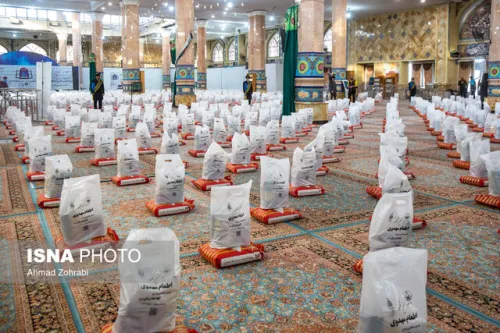 توزیع بسته های معیشتی، تغذیه نیازمندان و جذب حامیان ایتام از ماه رمضان به علاوه شیوه های کمک مردم