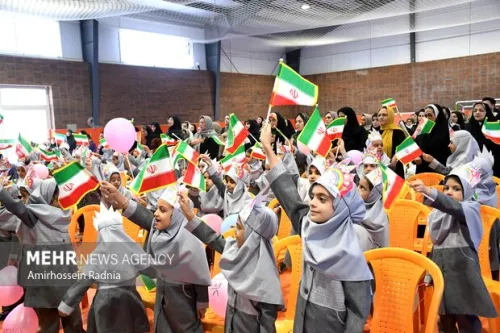 بالاتر از یک میلیون دانش آموز در مدارس شهر تهران تحصیل می کنند